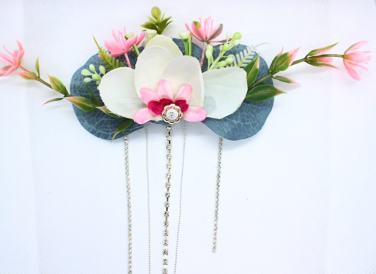 White and Pink Hair Ornament